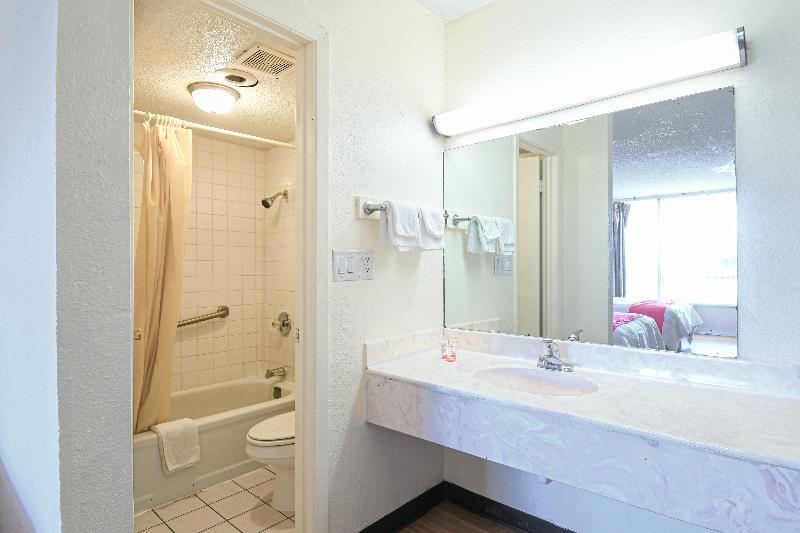 Oyo Hotel Waco University Area I-35 Dış mekan fotoğraf
